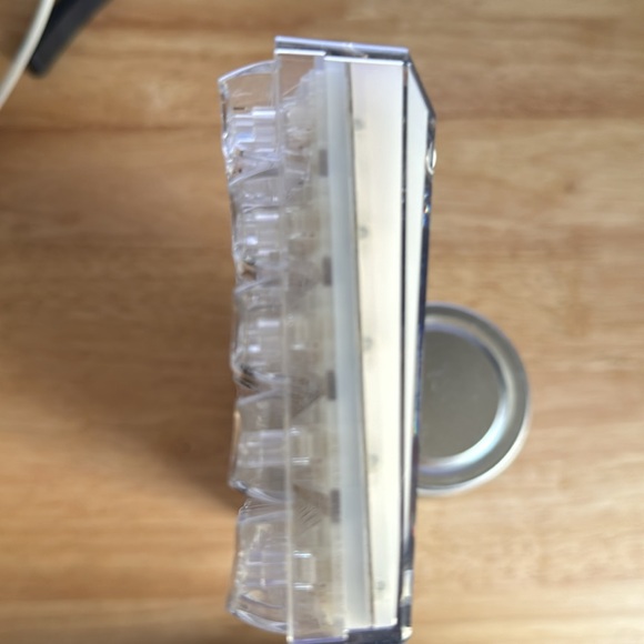 HIGROUND Clear Opal Base 65 Keyboard - Picture 4 of 7